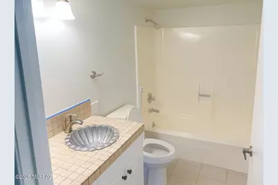 143 E Santa Chalice Drive, Green Valley, AZ 85614 - Photo 16