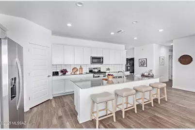 385 W Camino Del Toro, Vail, AZ 85641 - Photo 6