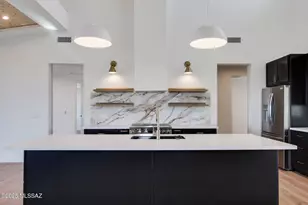 2750 W Black Cloud Ct, Tucson, AZ 85745 - Photo 14