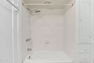 833 E Helen St, Tucson, AZ 85719 - Photo 32