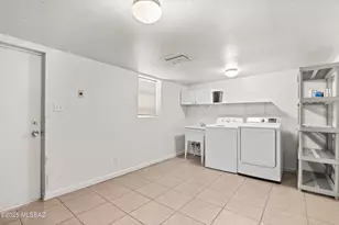 833 E Helen St, Tucson, AZ 85719 - Photo 34