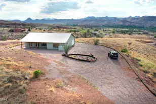 111 Red Mountain Ct, Patagonia, AZ 85624 - Photo 14