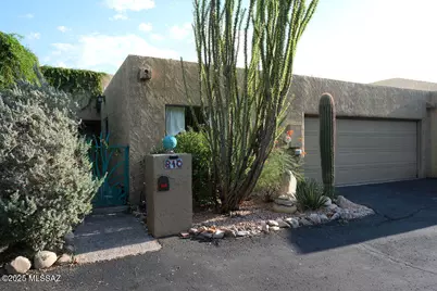 810 E Placita Del Mirador, Tucson, AZ 85718 - Photo 1