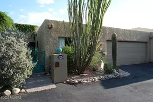810 E Placita Del Mirador, Tucson, AZ 85718 - Photo 1
