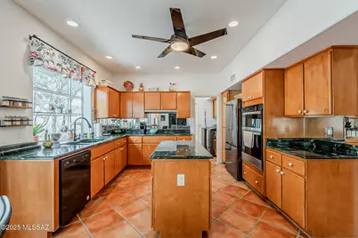 65293 E Rose Crest Court, Saddlebrooke, AZ 85739 - Photo 4