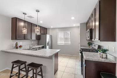 1114 E Descent Street, Tucson, AZ 85719 - Photo 8