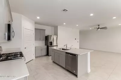 12774 E Joffroy Drive, Vail, AZ 85641 - Photo 8