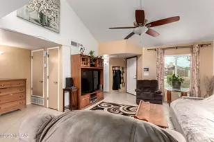 1844 Bel Aire Ct, Tucson, AZ 85705 - Photo 10