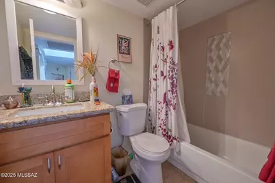 821 N Borderland Lane, Tucson, AZ 85748 - Photo 14