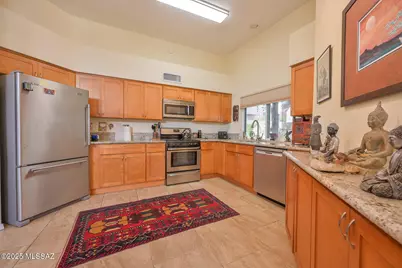 821 N Borderland Lane, Tucson, AZ 85748 - Photo 10