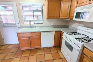 515 S La Canada Dr, Green Valley, AZ 85614 - Photo 12