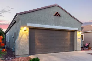 204 W Calle Media Luz, Sahuarita, AZ 85629 - Photo 4