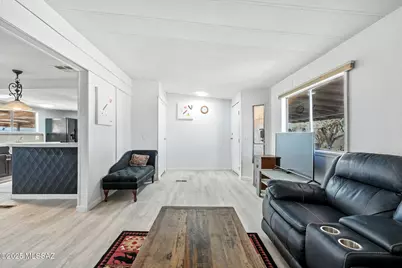 13227 W El Lobo Road, Tucson, AZ 85743 - Photo 10