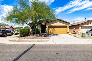 7258 S Millers Tale Dr, Tucson, AZ 85756 - Photo 1