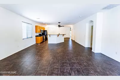 7258 S Millers Tale Drive, Tucson, AZ 85756 - Photo 8