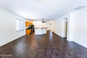 7258 S Millers Tale Dr, Tucson, AZ 85756 - Photo 8