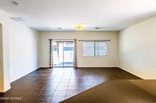 7258 S Millers Tale Dr, Tucson, AZ 85756 - Photo 6