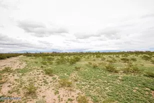 5880 Comsoft Pl, Sahuarita, AZ 85629 - Photo 1