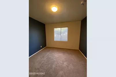 1250 E Weimer Ci Circle E #27, Tucson, AZ 85719 - Photo 6