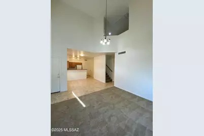 1250 E Weimer Ci Circle E #27, Tucson, AZ 85719 - Photo 2