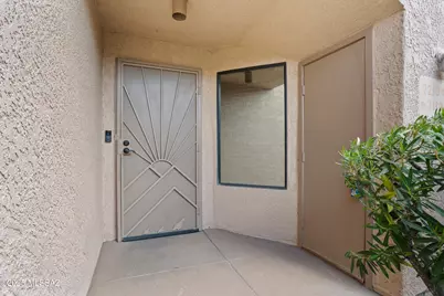 5675 N Camino Esplendora #2110, Tucson, AZ 85718 - Photo 4