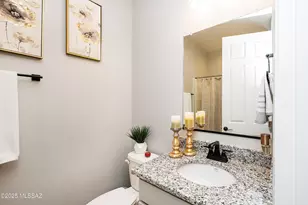 7749 S Crested Spring Dr, Tucson, AZ 85757 - Photo 10