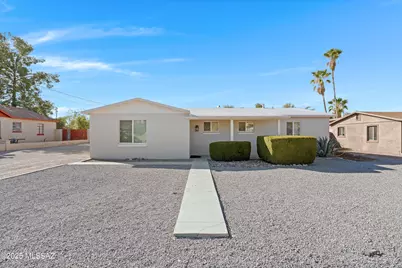 745 N Richey Boulevard, Tucson, AZ 85716 - Photo 1