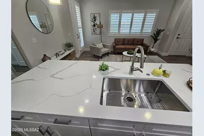 2020 E River Road #102, Tucson, AZ 85718 - Photo 6