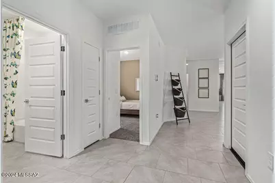 3913 E Market Street, Tucson, AZ 85706 - Photo 2
