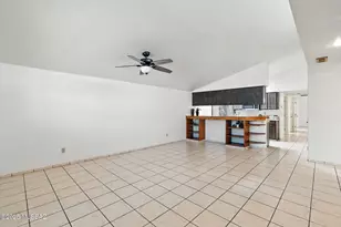 977 W Lockwood Ln, Tucson, AZ 85704 - Photo 8