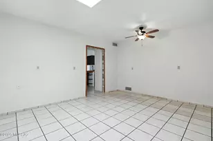 977 W Lockwood Ln, Tucson, AZ 85704 - Photo 22