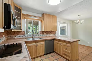 146 E Verde Vista, Green Valley, AZ 85614 - Photo 6