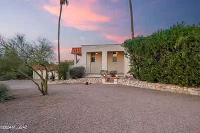 1435 E Indian Wells Road, Tucson, AZ 85718 - Photo 4