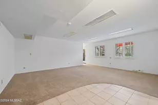 1435 E Indian Wells Rd, Tucson, AZ 85718 - Photo 32