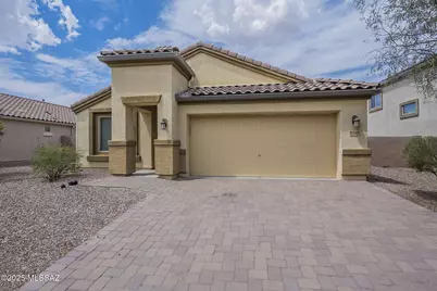 8760 W Saguaro Moon Road, Marana, AZ 85653 - Photo 2