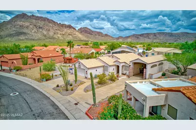 2713 S Desert Hawk Place, Tucson, AZ 85713 - Photo 1