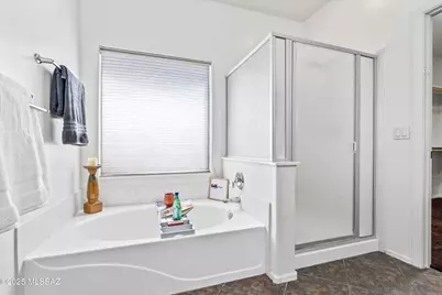 8352 N Amber Burst Drive, Tucson, AZ 85743 - Photo 28