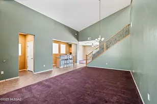 8352 N Amber Burst Dr, Tucson, AZ 85743 - Photo 8