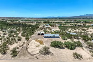 1321 E Morris Ln, Benson, AZ 85602 - Photo 42