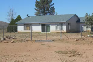 13242 S Kit Carson Rd, Pearce, AZ 85625 - Photo 6