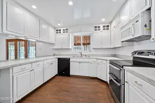 40 N Leonora Ave, Tucson, AZ 85711 - Photo 18