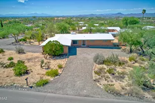 450 E Deone Ln, Tucson, AZ 85704 - Photo 2
