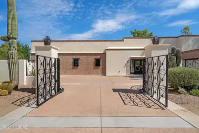 8021 N Della Robia Place, Tucson, AZ 85742 - Photo 10