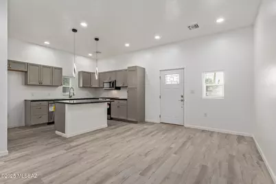 313 W 35th Street, Tucson, AZ 85713 - Photo 8