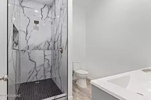 313 W 35th St, Tucson, AZ 85713 - Photo 14