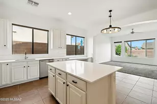 13122 N High Hawk Dr, Marana, AZ 85658 - Photo 2