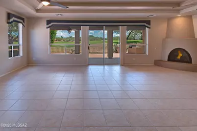 1264 N Sun Catcher Way, Green Valley, AZ 85614 - Photo 6