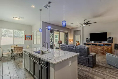 5464 S Guthrie Peak Drive, Green Valley, AZ 85622 - Photo 18