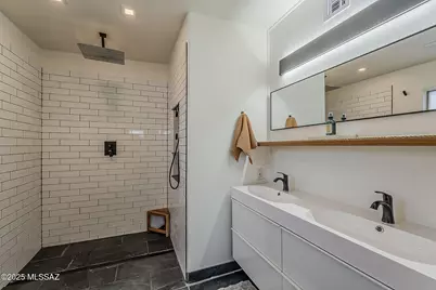 2002 N Winstel Boulevard, Tucson, AZ 85716 - Photo 8