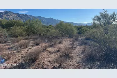 5530 Hacienda Del Sol Road #4, Tucson, AZ 85718 - Photo 6